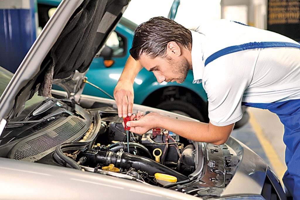 Top 7 reasons why regular car servicing is very much important for you