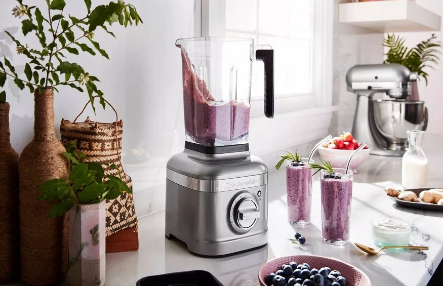 What to Look for When Choosing an Industrial Blender for Your Business